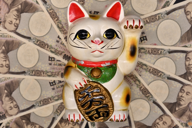 お金と招き猫
